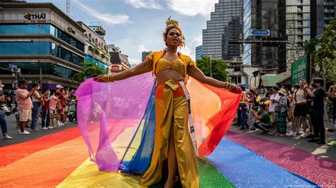 Thais celebrate gay.